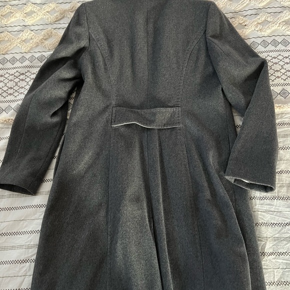 White House Black Market Grey Coat - Picture 5 of 5